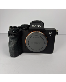 Sony a7 IV Mirrorless Camera with 28-70mm Lens